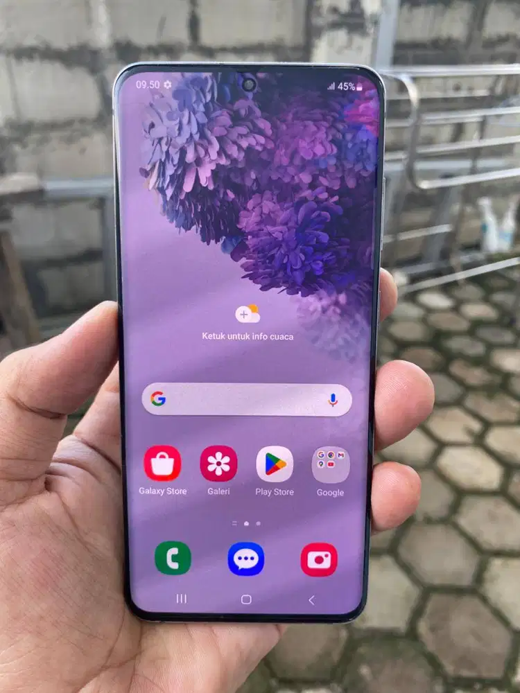 Samsung s20 8/128 gb