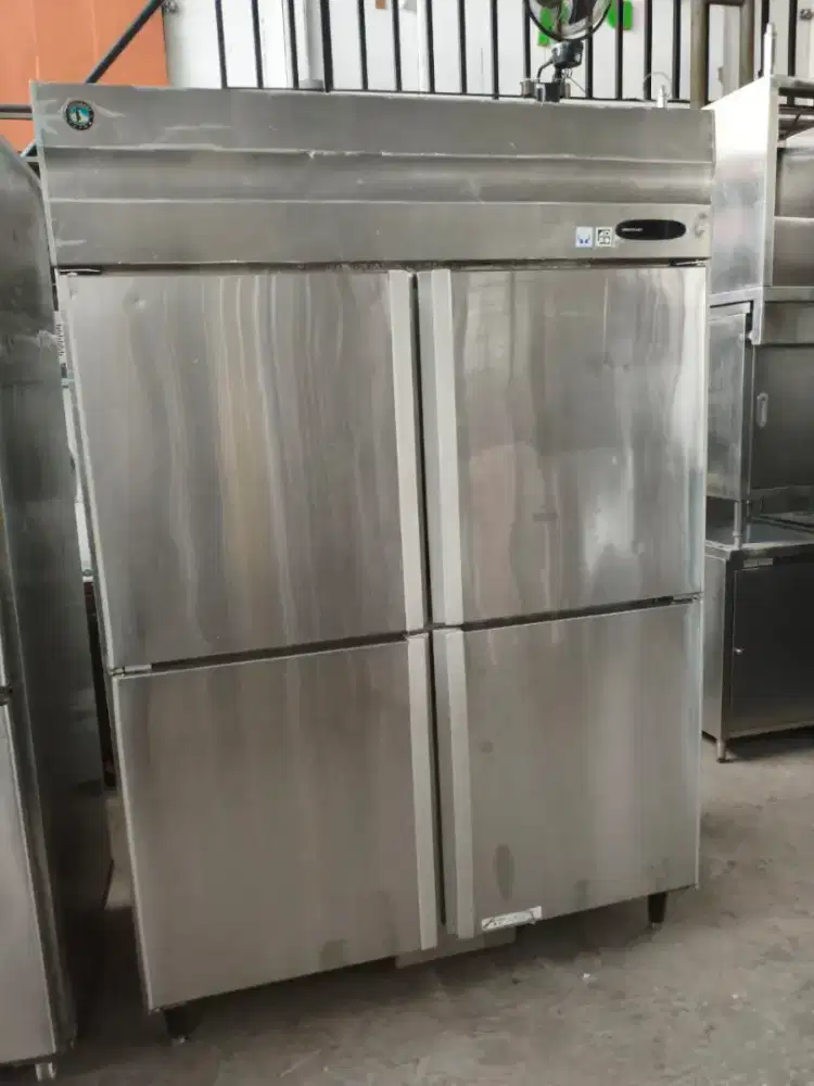 Upgrade chiller hoshizaki 4 pintu orian