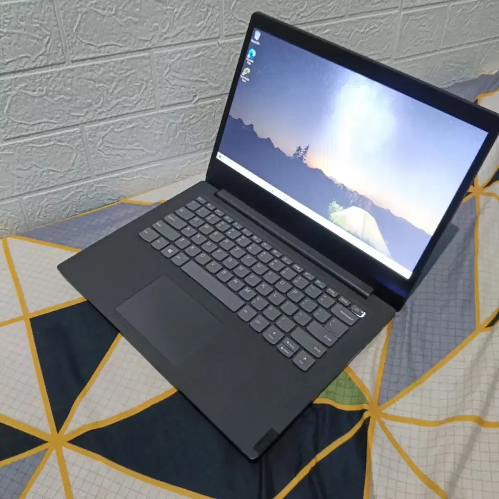 Laptop Lenovo Ideapad 81MU Intel Celeron 4205U