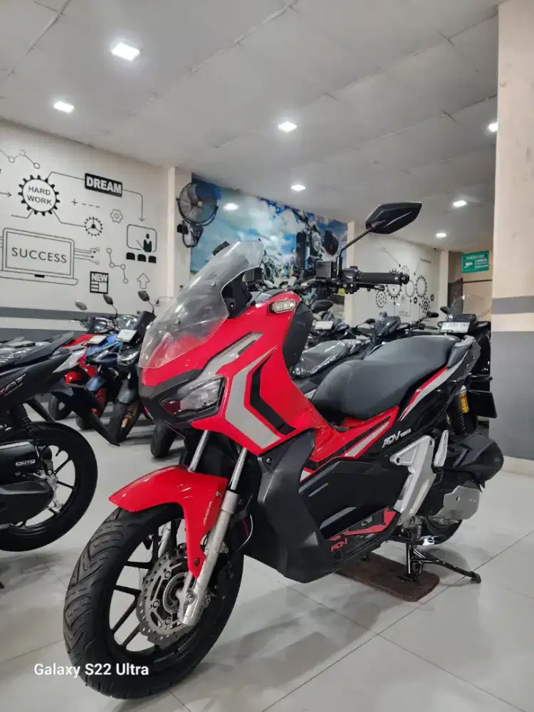 YUHUUU READY ADV 150 ABS