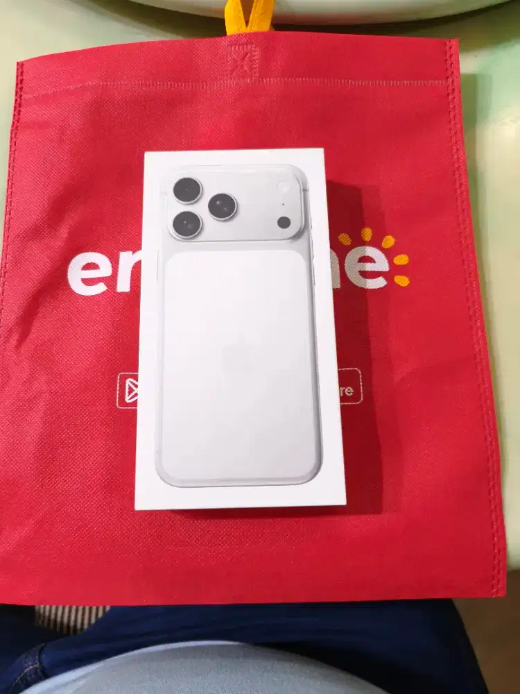 Iphone 17 pro max 256 gb silver ibox