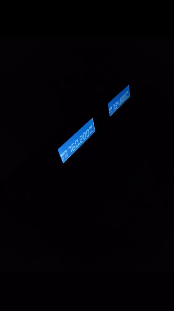 Speker mic wireless merk shure keduanya masih hidup .