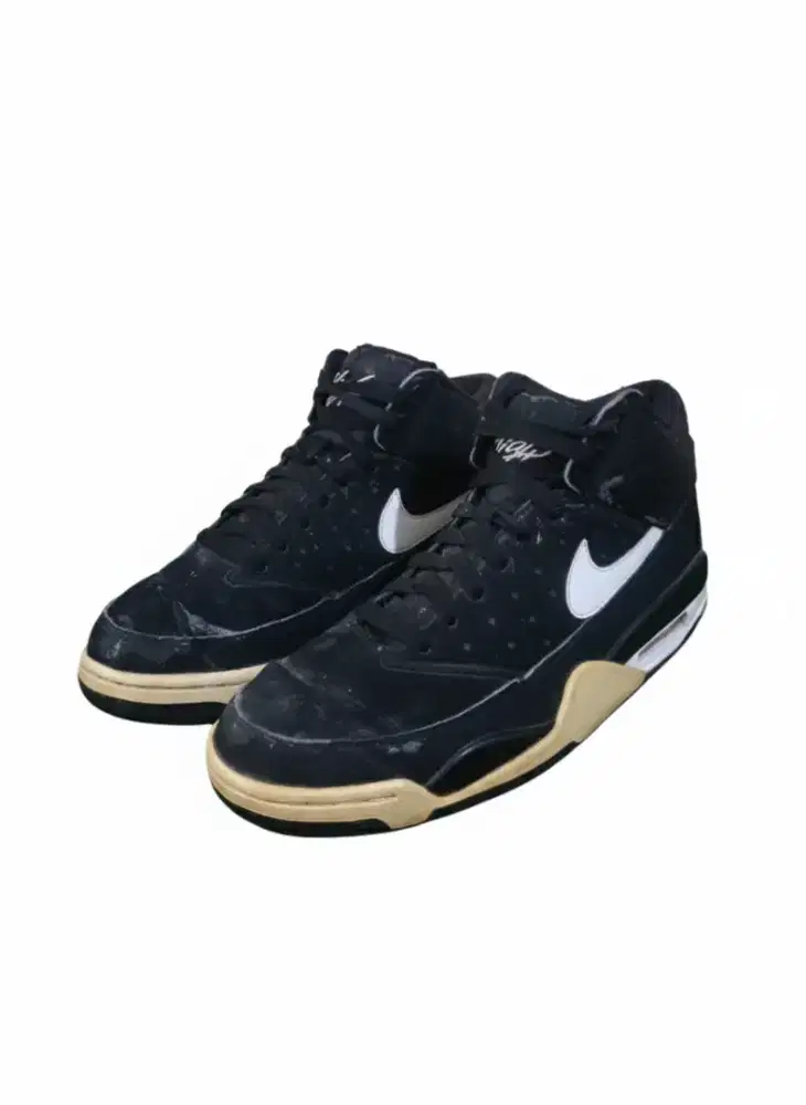 Sepatu Basket Nike Air Flight Classic Size 42
