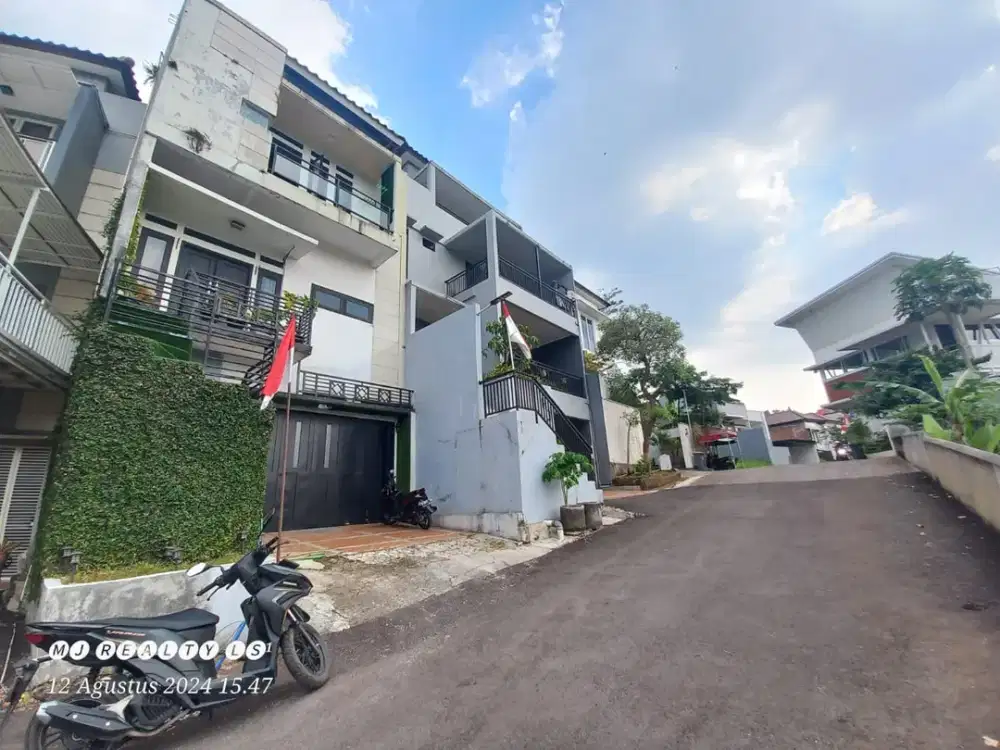 MURAH BANGET ! RUMAH AMAN NYAMAN DAN ASRI DENGAN VIEW BAGUS DI CIGADUNG BANDUNG