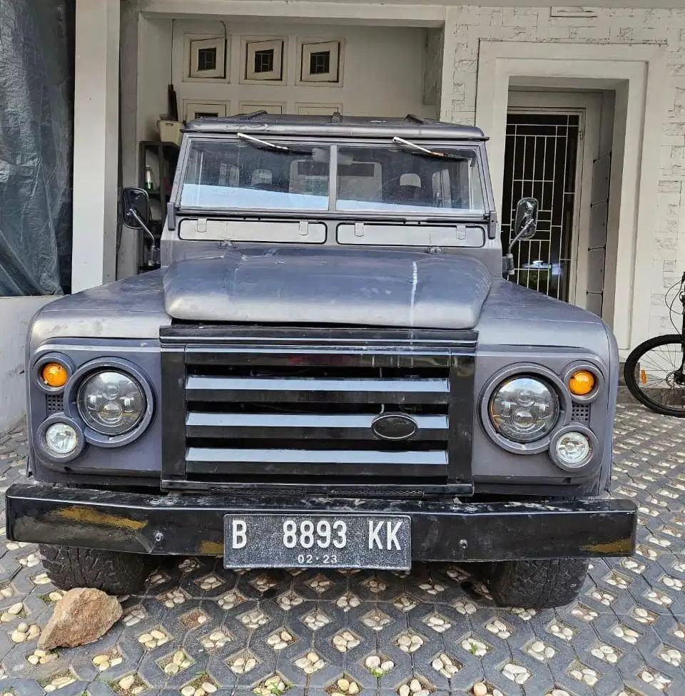 Dijual mobil Land Rover