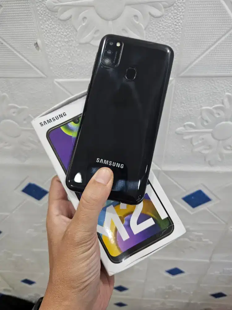 Samsung M21 4/64 mulus