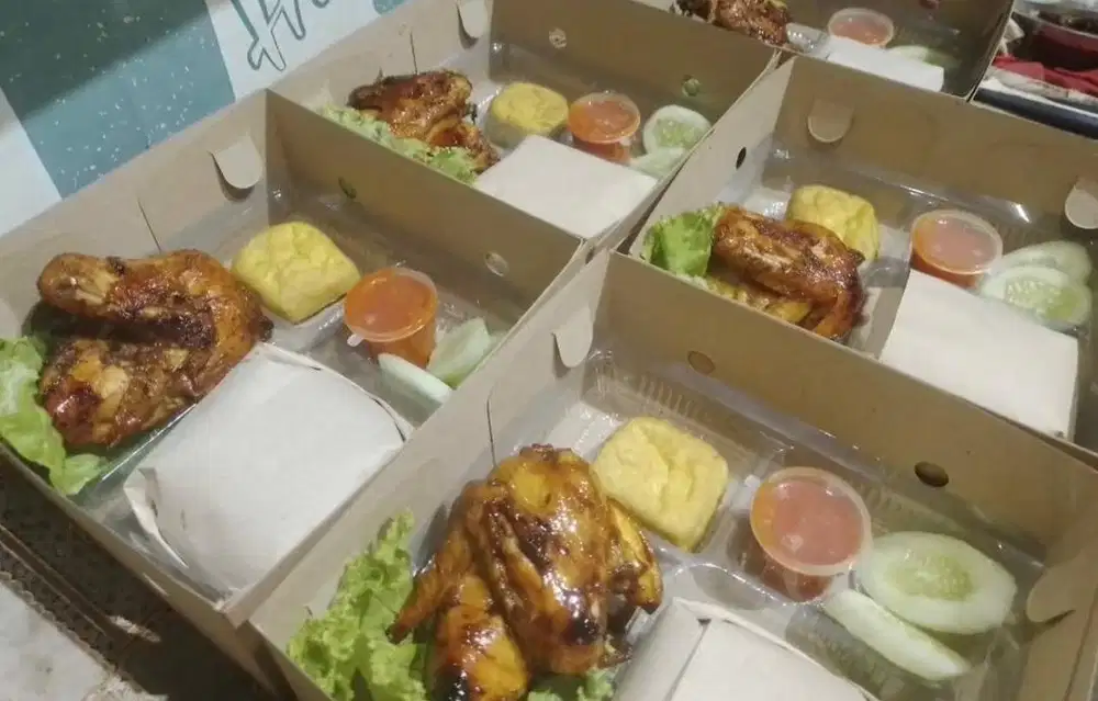 Katering makanan box dan nasi bakar