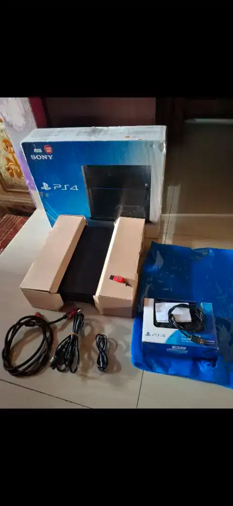 jual ps4 pro limited edition 1 tb lengkap dos