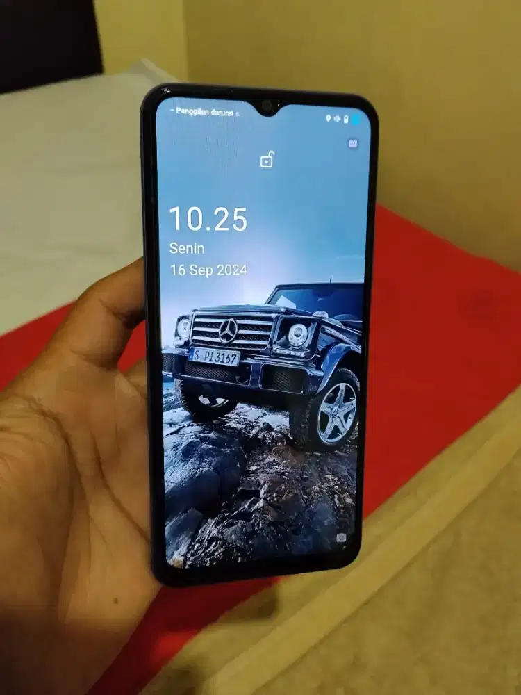 Vivo y21a 4+1/64 normal