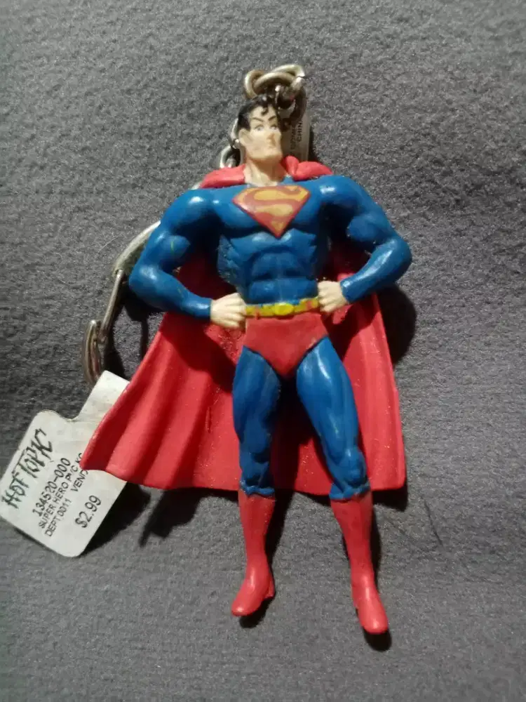 Superman gantungan kunci vintage
