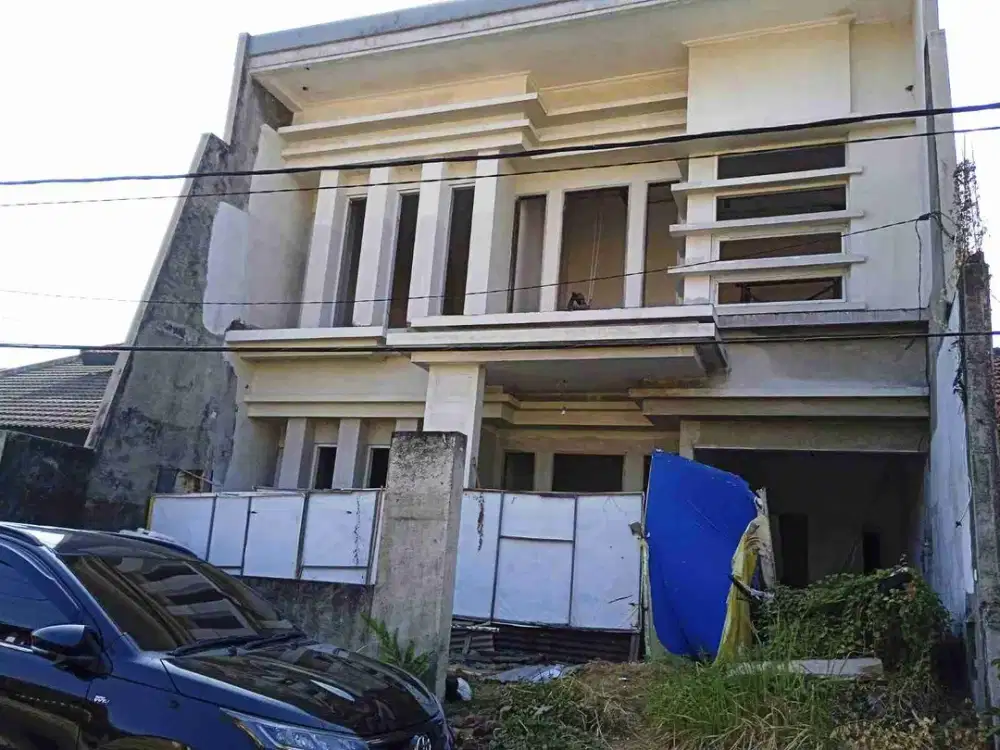 Dijual Rumah 2 Lantai Bangunan 90% Rungkut Asri Surabaya Timur