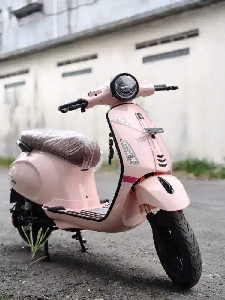 MOTOR VESPA LISTRIK GRATIS ONGKIR