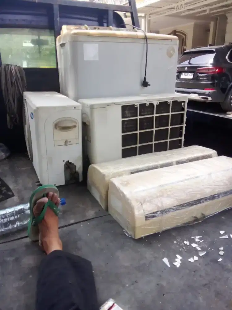Jual beli AC bekas dan AC rusak