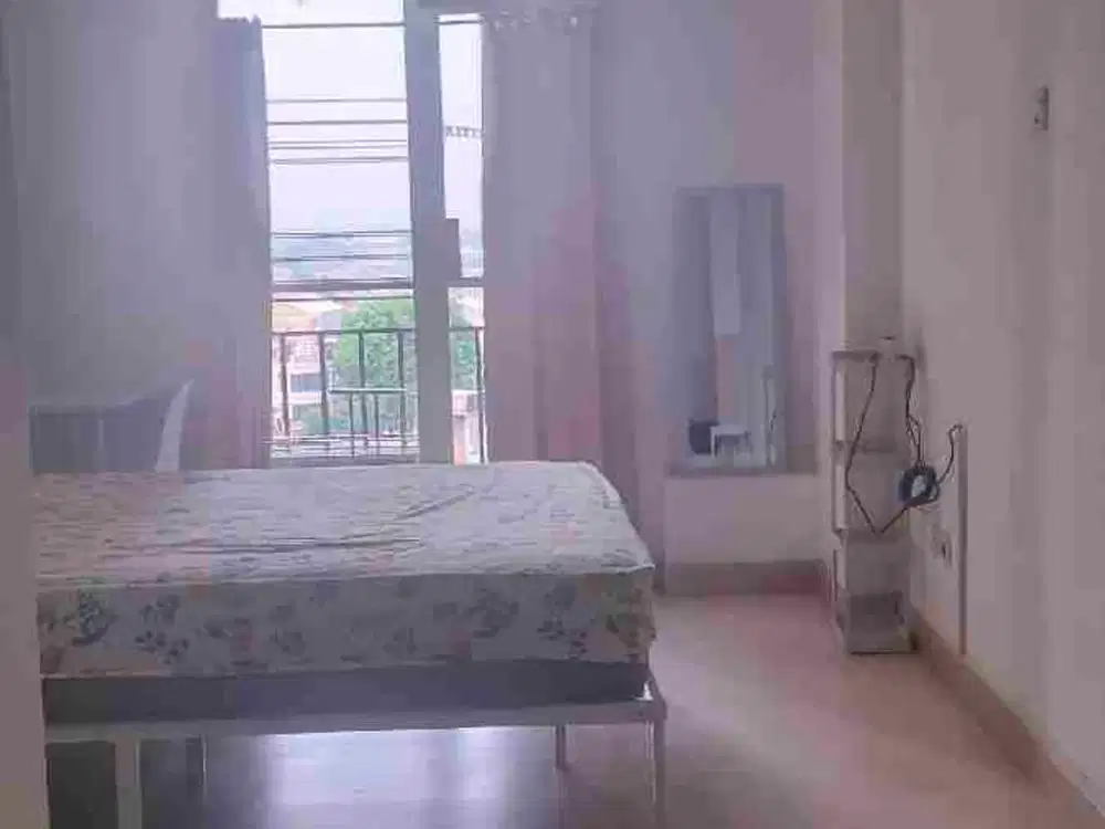 Disewakan Studio semi furnish@Puri Park View