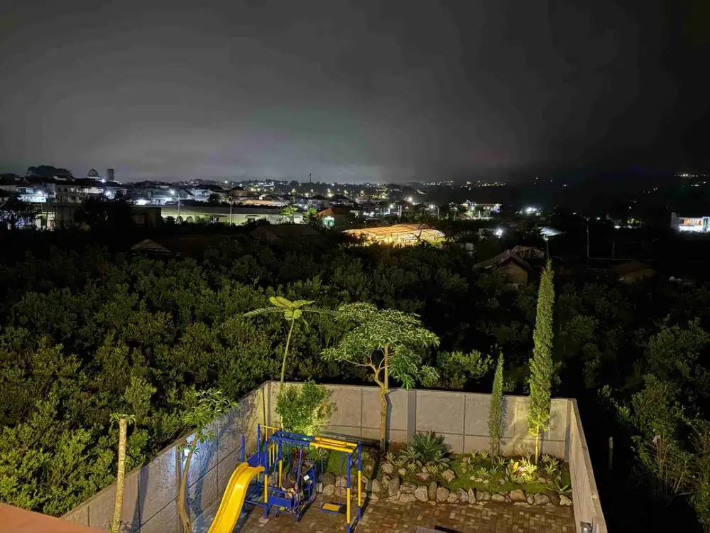 Dijual Villa full prabot