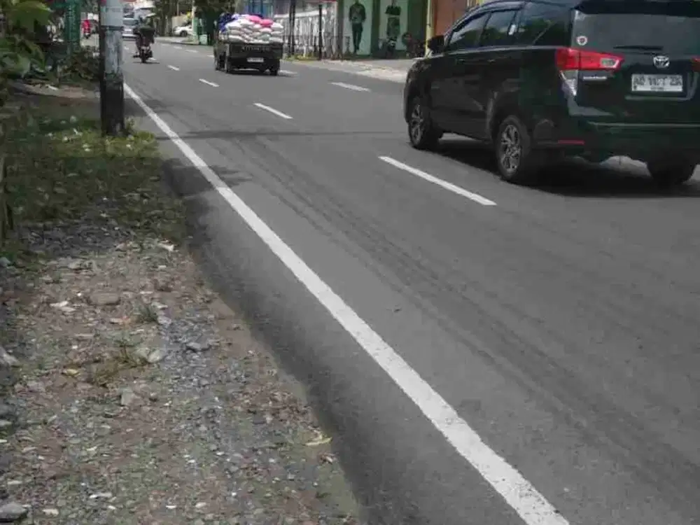 Dijual Tanah Super Strategis Laweyan,Solo Luas 600m2