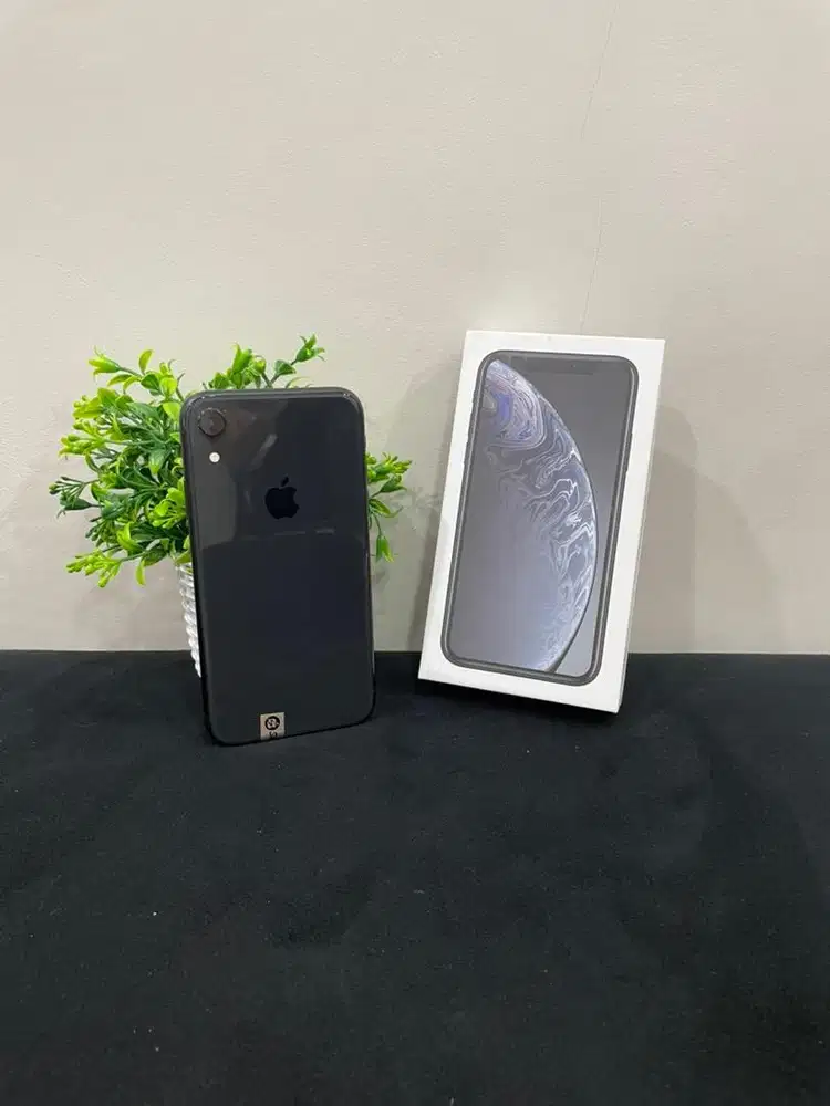 IPhone XR 128GB Black lengkap Fullset BH 85% 3Utool 98 Wifi Only