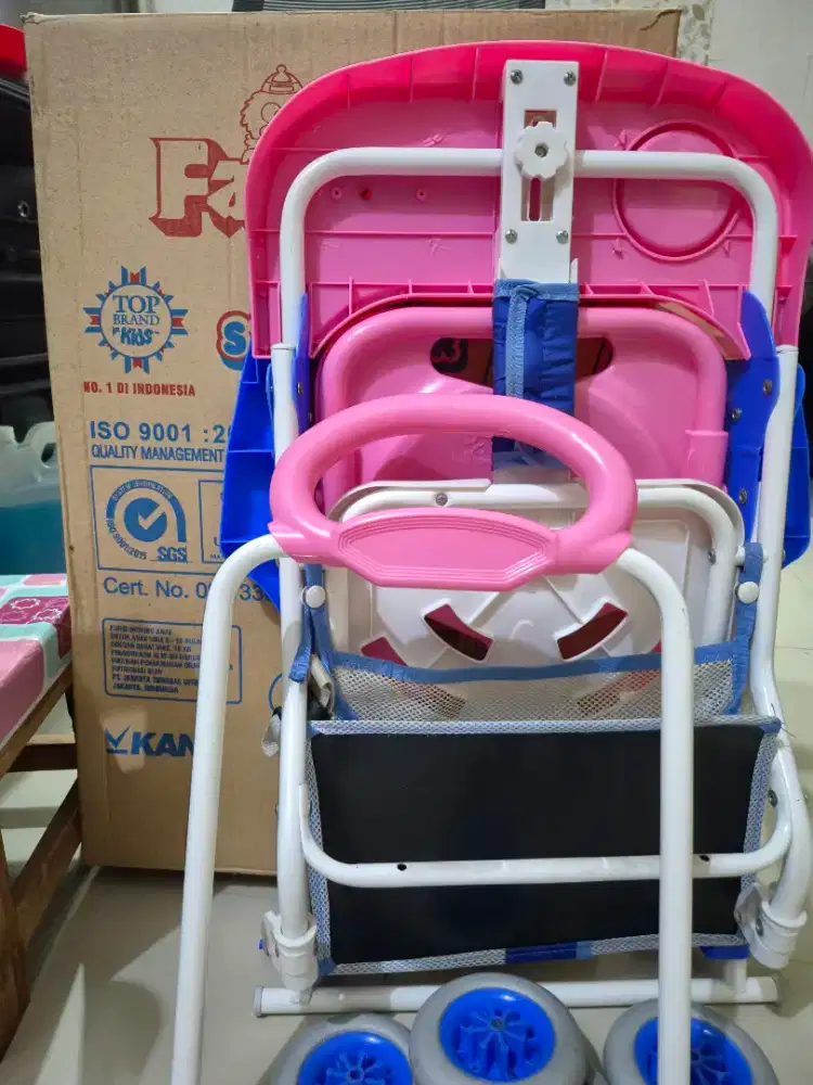 Chair Stroler Family