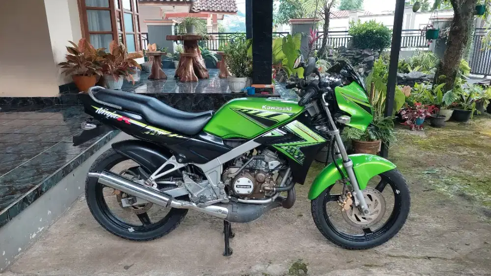 Kawasaki Ninja R 2014