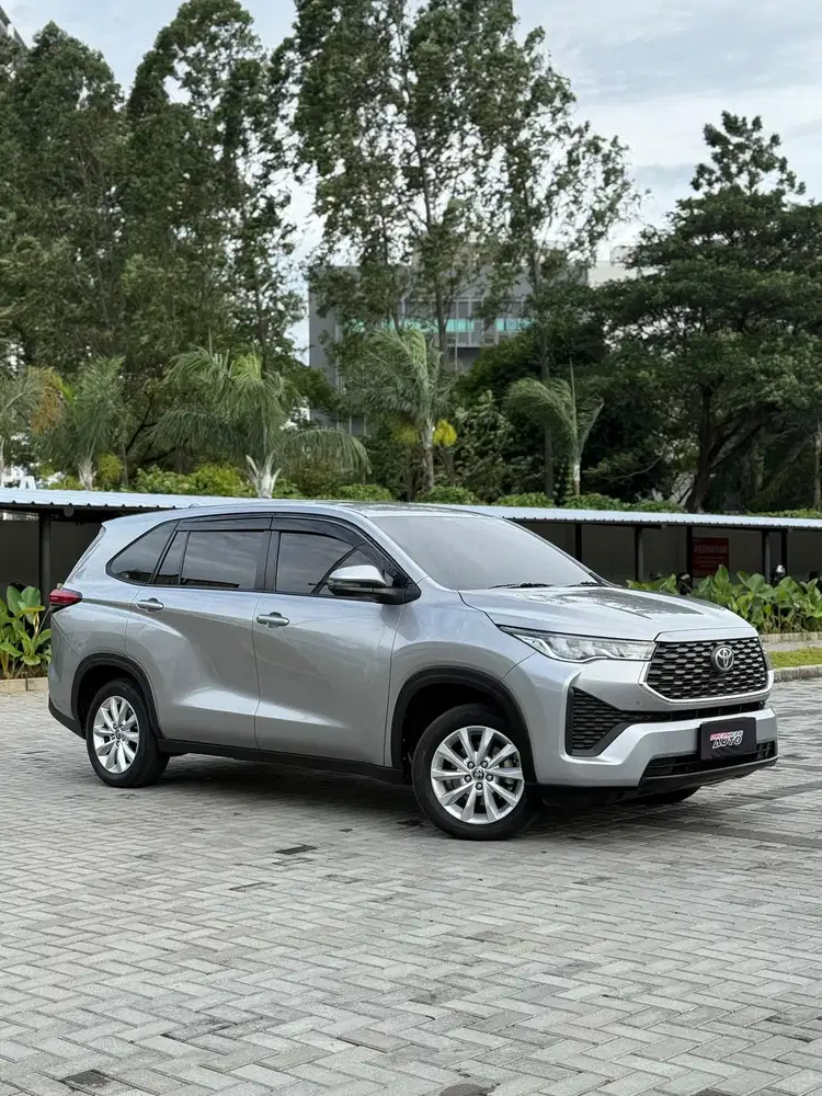 Toyota Kijang Innova Zenix V Bensin Nik 2022 Silver Q Modellista 2023