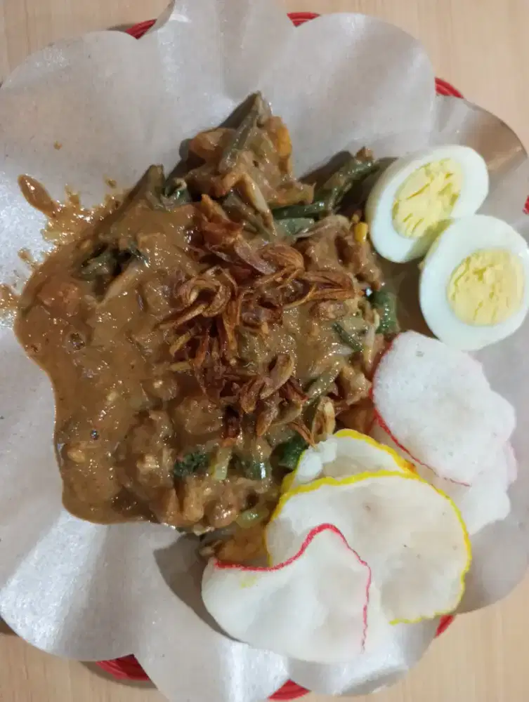 Di cari wanita tukang masak/untuk antar2 makanan