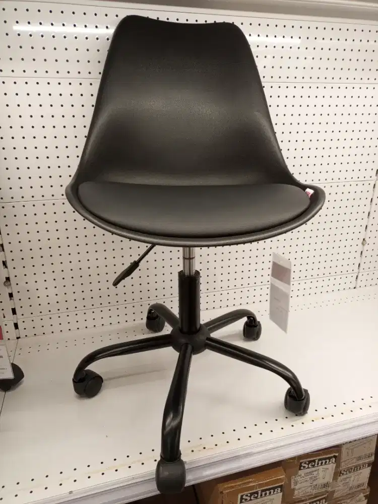 Macaroni Desk Chair