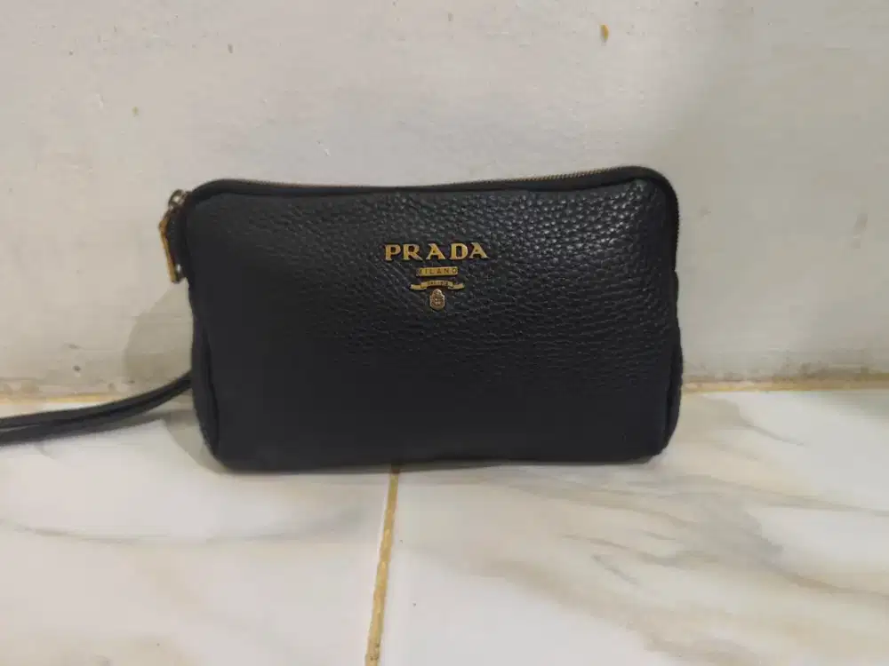 Tas tangan prada