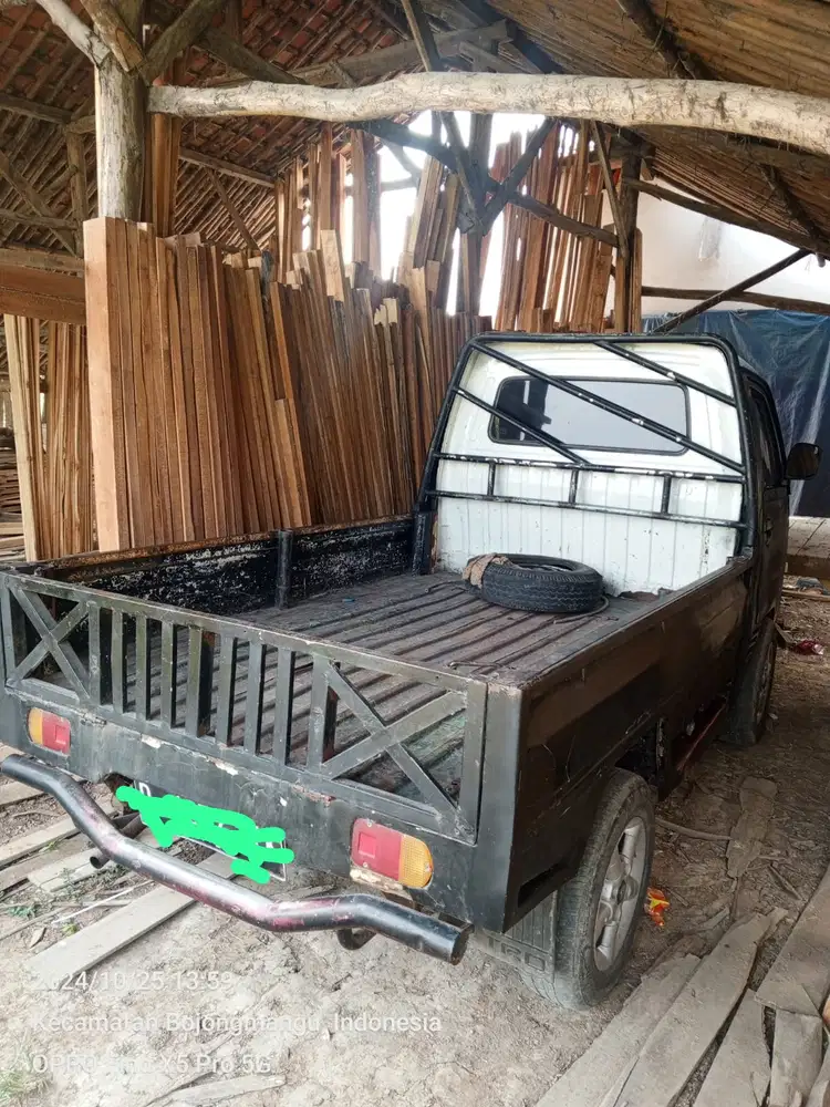 Mitsubishi pickup T120SS potongan