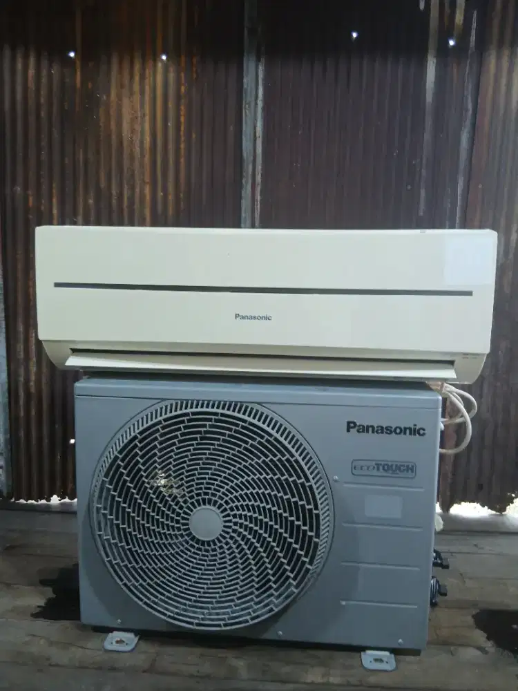 MENJUAL AC BEKAS 1/2 PK KOMPLIT