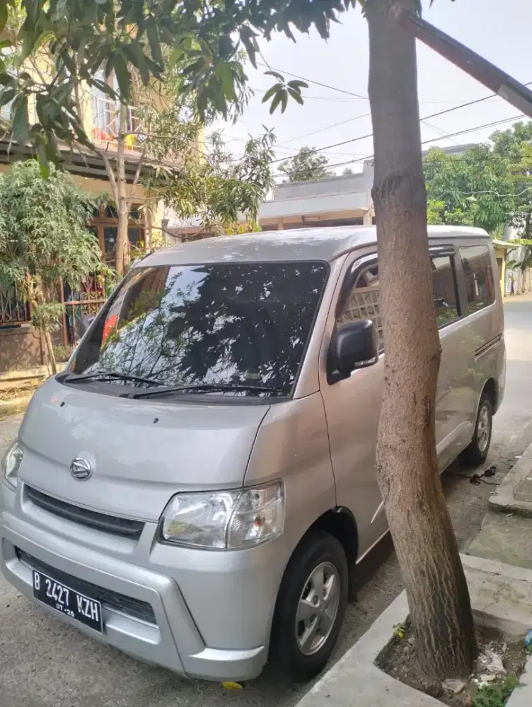 Gran Max MB AC PS 2021