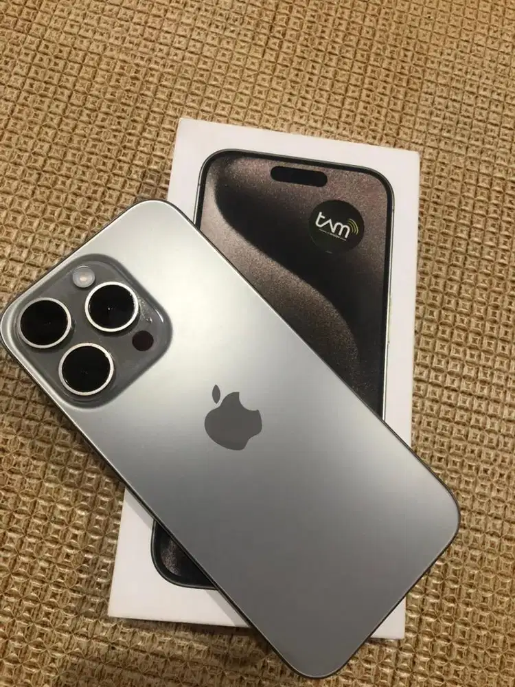 Iphone 15 pro 128 giga ex garansi resmi