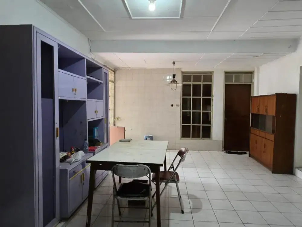 Disewakan Rumah Bagus Terawat Tengah Kota di Sayap Pajajaran