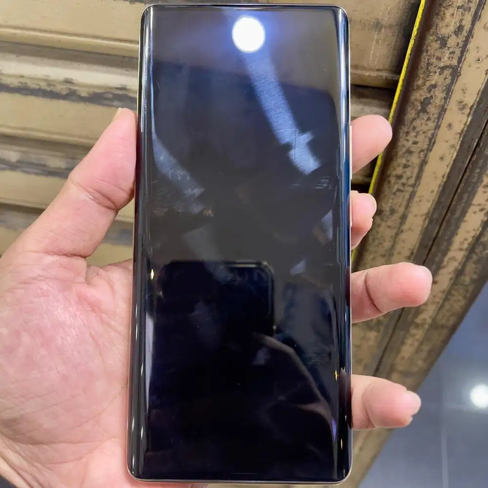 Infinix zero 30 ram 8 / 256 hp dus saja