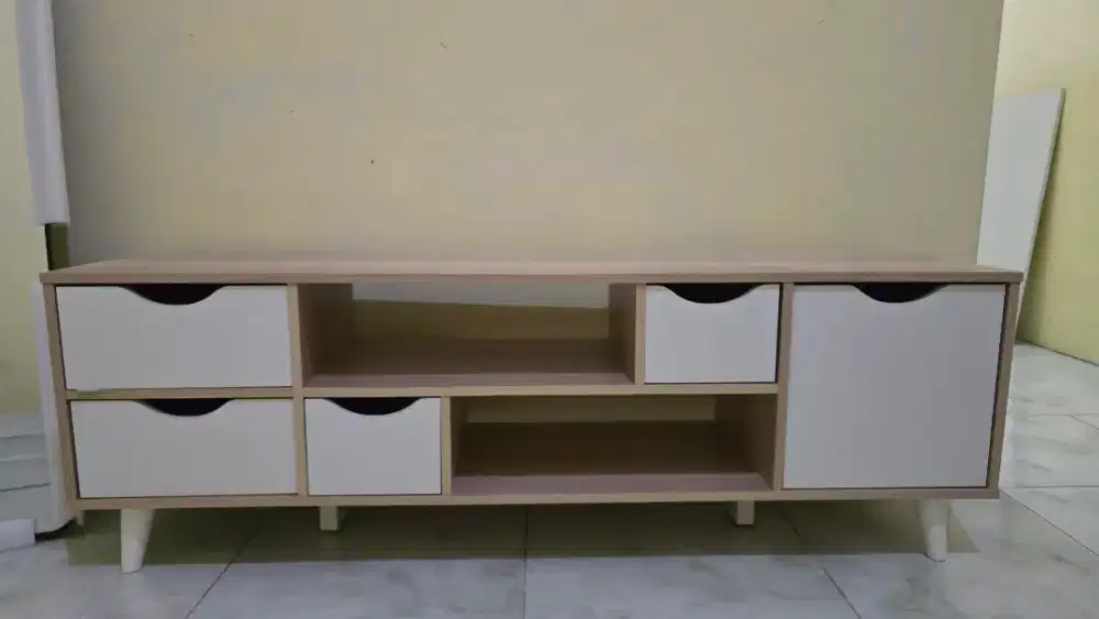 DIJUAL CEPAT MEJA TV MINIMALIS