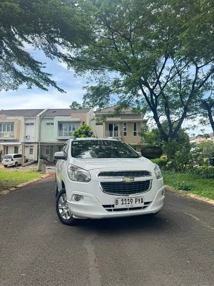 Chevrolet Spin 2015 Bensin