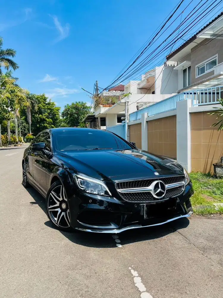 MURAH MERCEDES CLS400 AMG RED SEATBELT LIKE NEW SUPER LOW KM PRIBADI