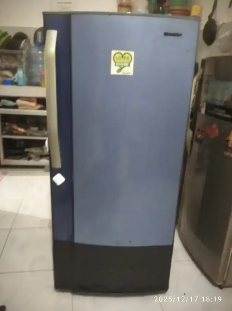Jual Butuh Kulkas 1 pintu