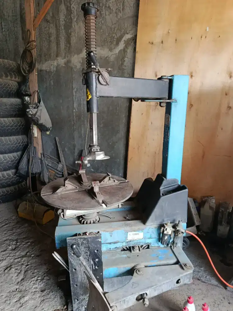 Jual alat bengkel velg dan ban mobil