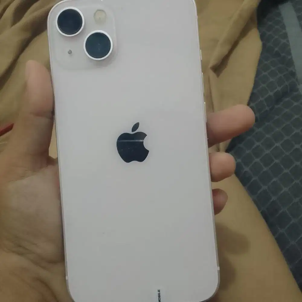 Di jual hp iphone 13