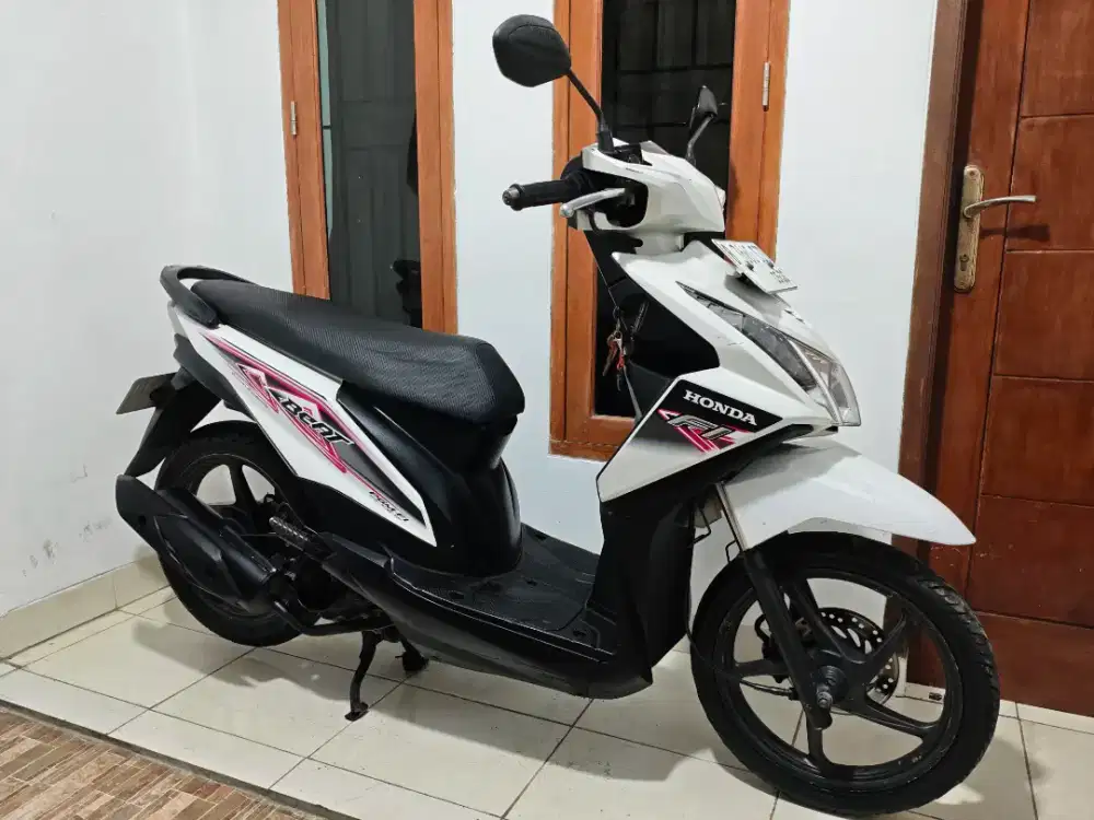 Honda Beat 110 FI Injeksi Th 2013 Sehat Terawat Pajak ON Siap Pakai