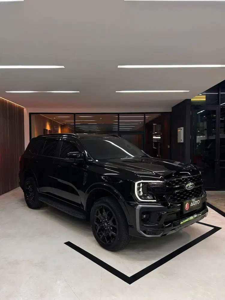 Ford Everest Sport 2.0L 4x2 Diesel AT 2025 Hitam Km7rb B1850KJS