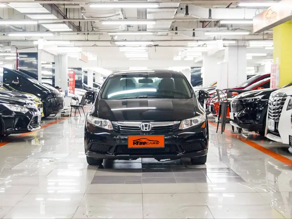 HONDA CIVIC 1.8 METIC 2012