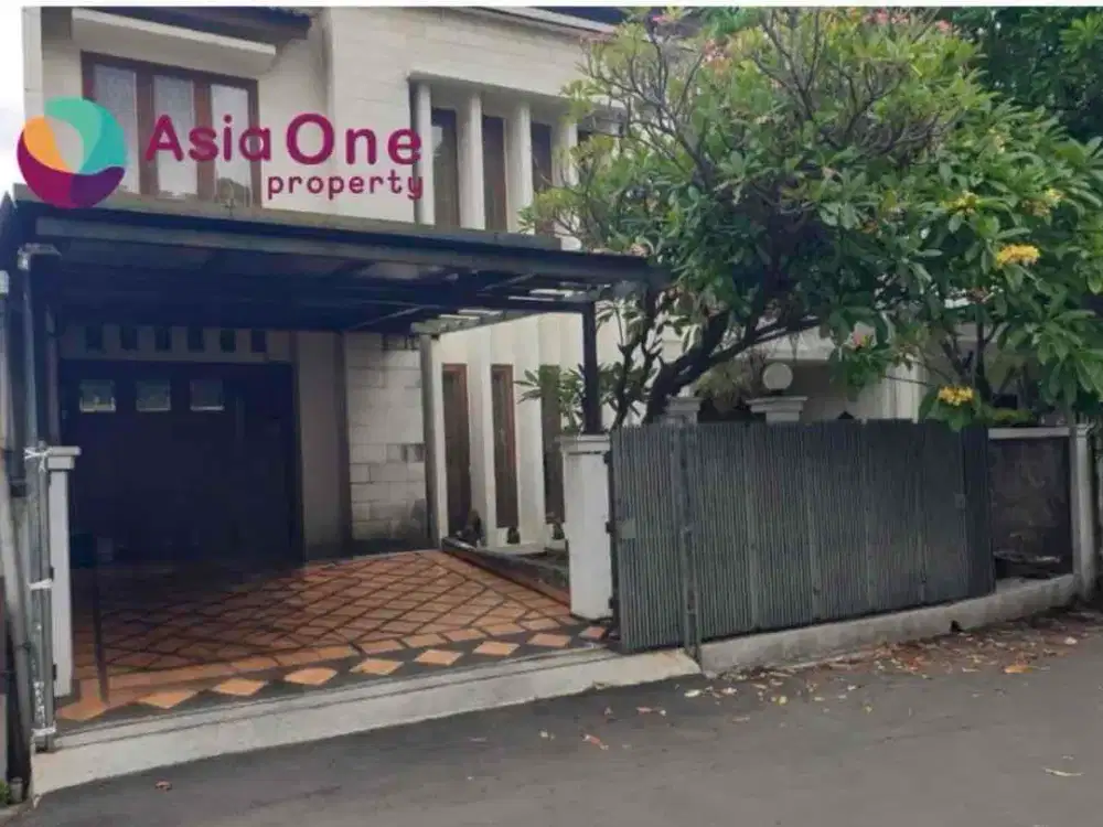 Di Jual rumah 2 lantai luas tanah 240 m2 12x20 5 kamar tidur parkir bisa 3 mobil harga 6.5 M di janur hijau Gading Pandawa kelapa gading Jakarta Utara