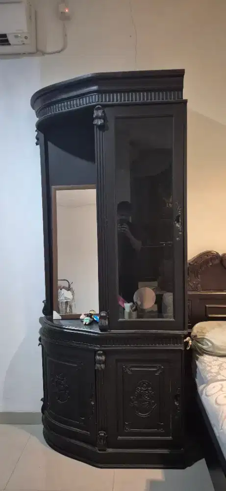 Dijual 1 set bufet kayu serbaguna (2 pc)