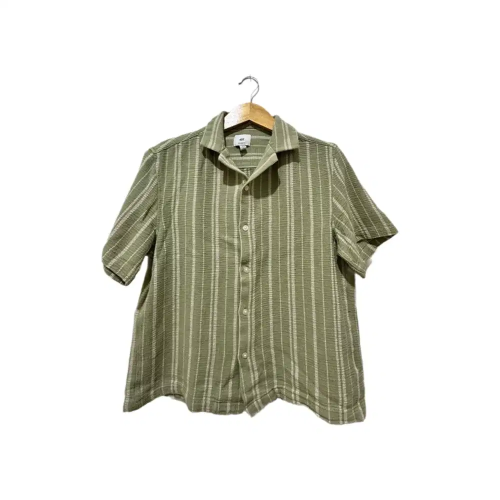 H&M Relaxed Fit Shirt ( Preloved )