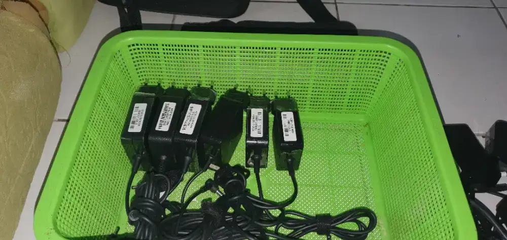 Chargher kotak asus dan lenovo