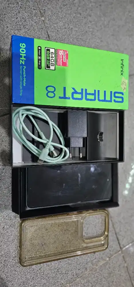 Infinix smart 8 3+3 /64