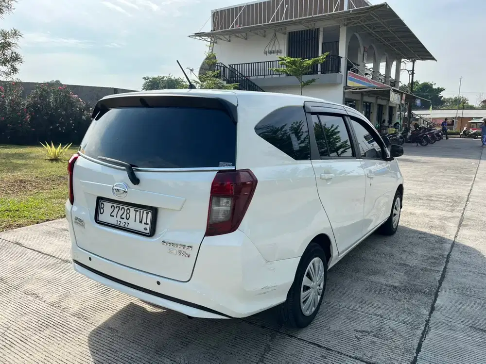 Daihatsu Sigra 2016 Bensin