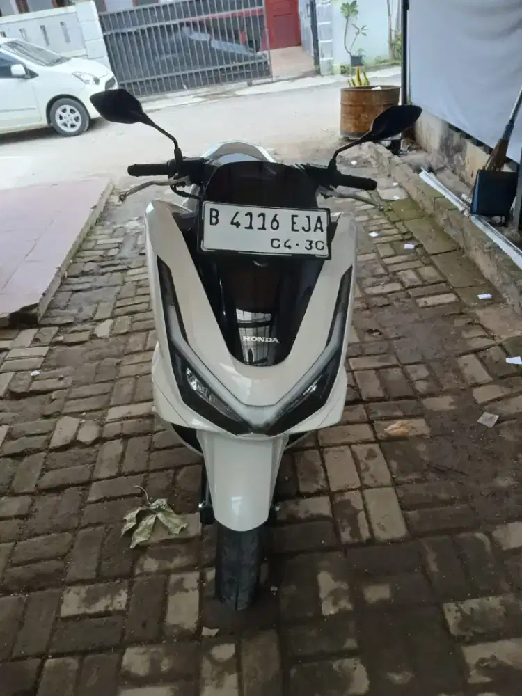 New Honda PCX 160 CBS