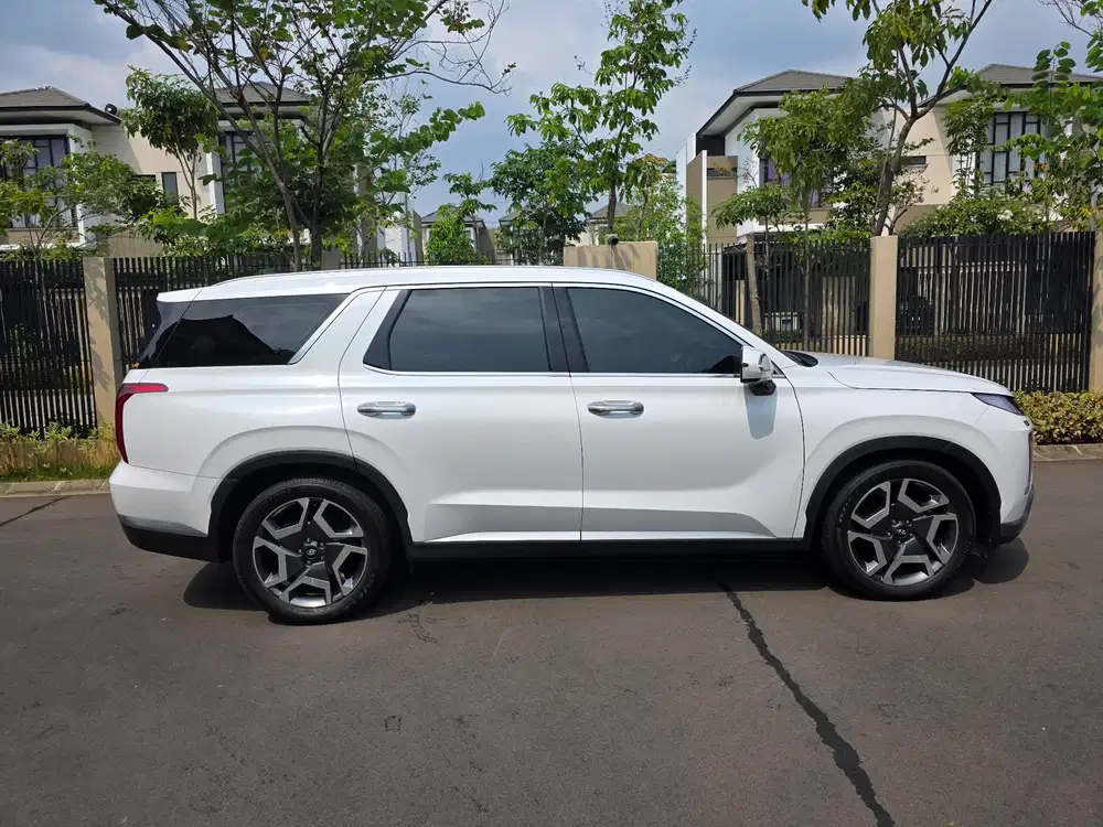 Hyundai Palisade 2023 2.2D Signature 4x2 Diesel Bluelink
